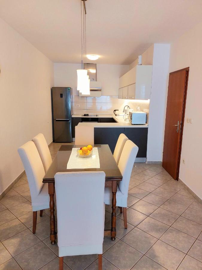 Apartman Patricia Makarska Exterior foto